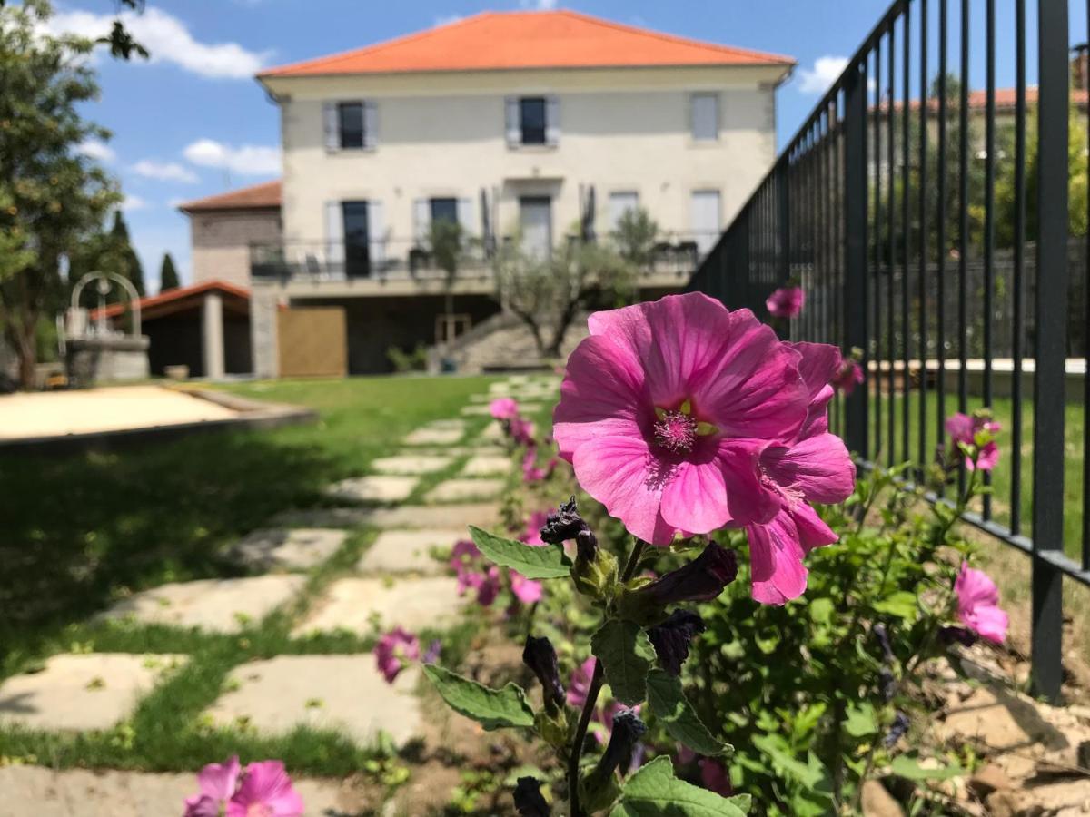 Clos Olivier De Serres Рюом Экстерьер фото