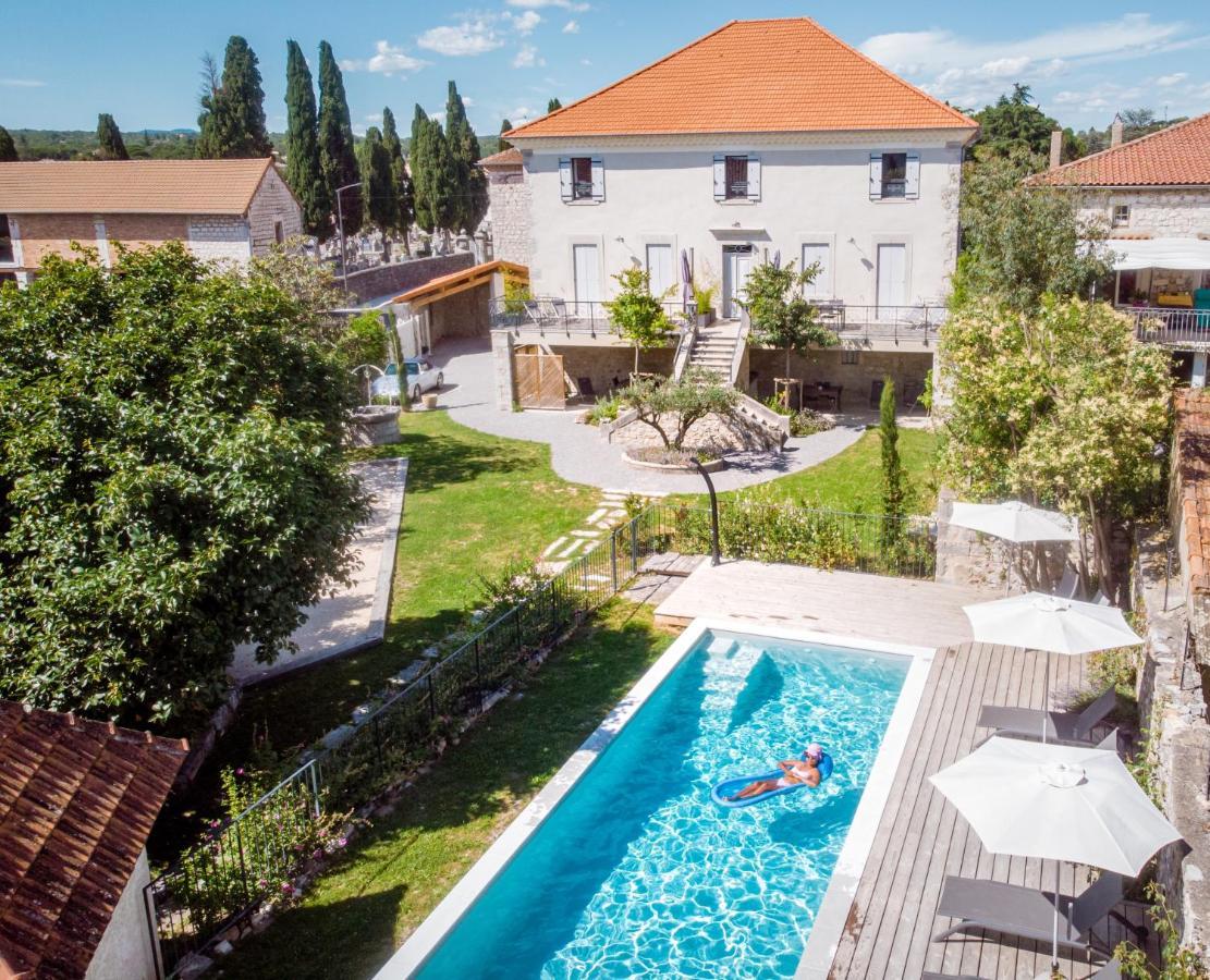 Clos Olivier De Serres Рюом Экстерьер фото